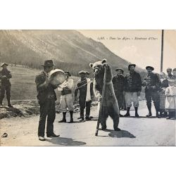CPA en Savoie Alpes montreur d´ours chasseurs alpins Reynaud 1388
